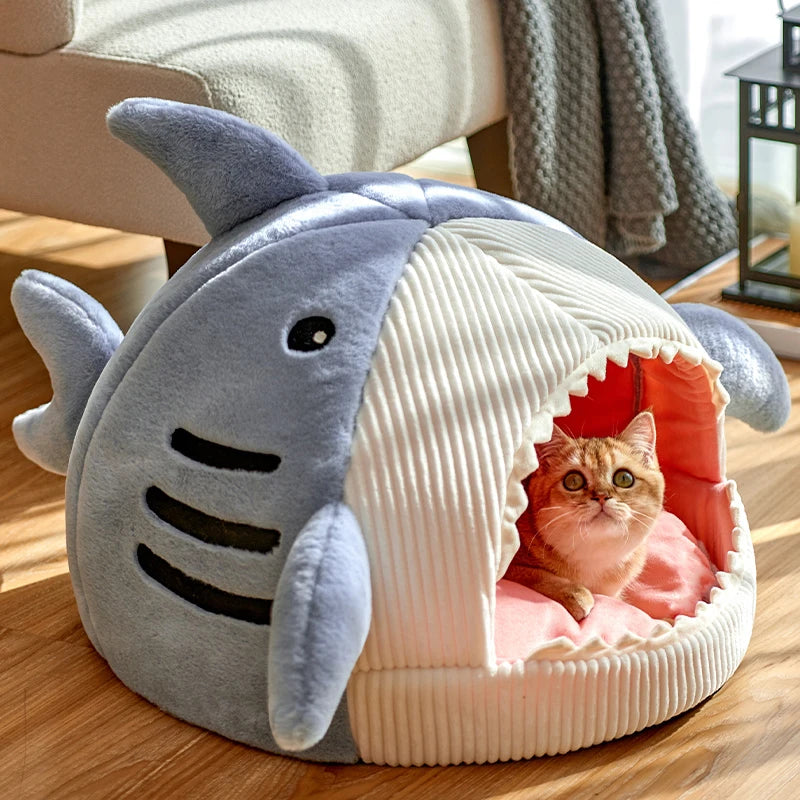 Enclosed Thermal Cat Cave Bed